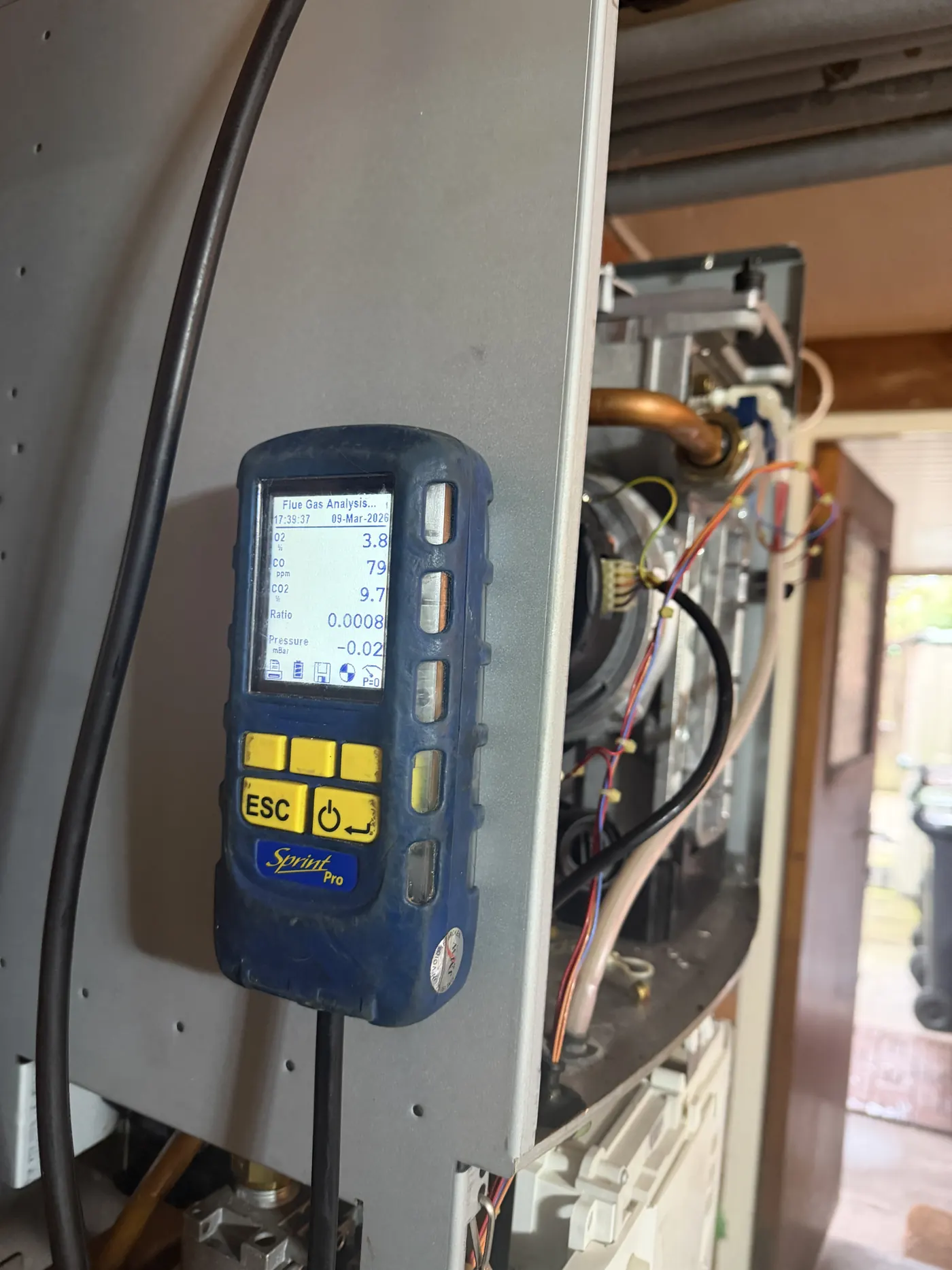Flue gas analyser showing 79 ppm carbon monoxide and a 0.0008 ratio on the Worcester CDi after the repair