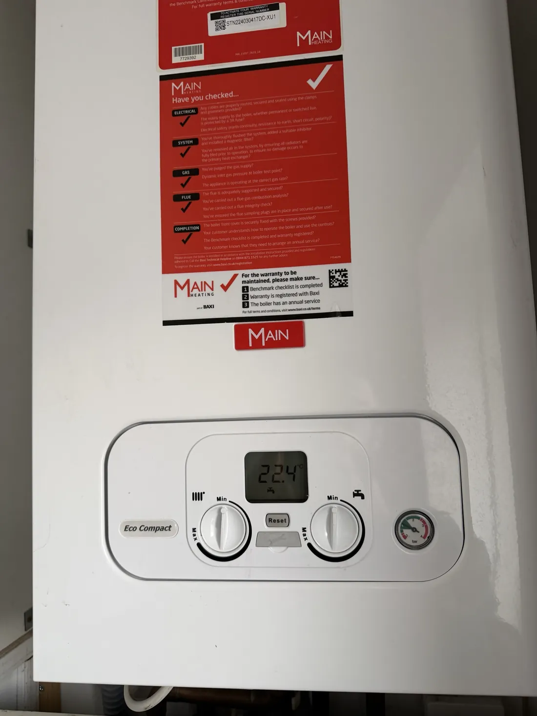The Main Eco Compact running again after the pressure was topped up, with a temperature showing instead of a fault code